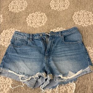 NWOT Pacsun Mom Denim Distressed Women Shorts